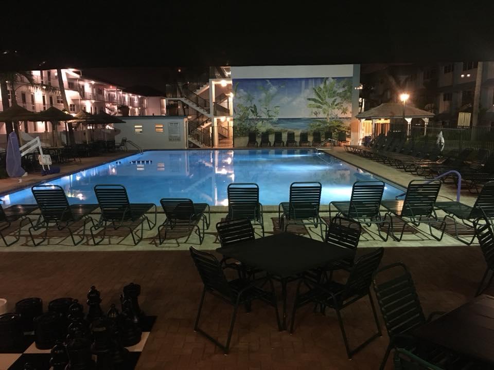 Surf Rider Resort 폼파노 비치 외부 사진